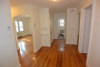 3 bed, $1,000 — Photo 3