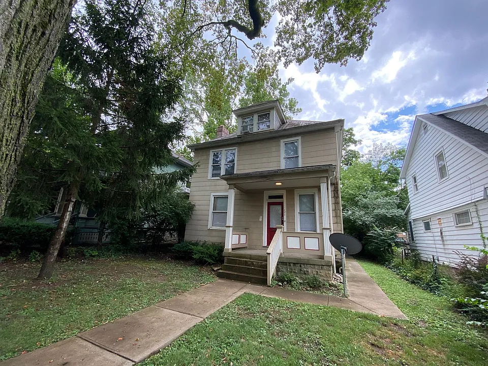 171 E Northwood Ave