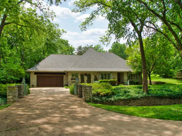 2450 E Barataria Street, Springfield, MO 65804
