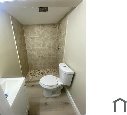 600 SW 9th St #2 — Photo 5
