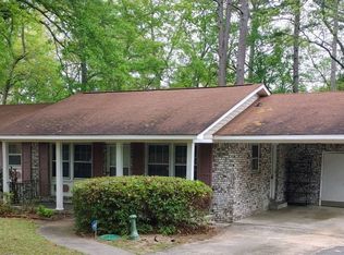 2508 Windsor Dr, Cayce, SC 29033