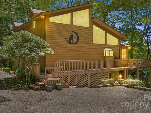 68 Unakite Ln #216 & 217, Mars Hill, NC 28754