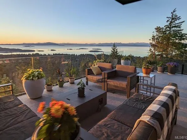 7478 High Ridge Cres, Lantzville, BC V0R 2H0