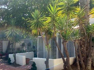 505 N Palm Dr #B, Beverly Hills, CA 90210