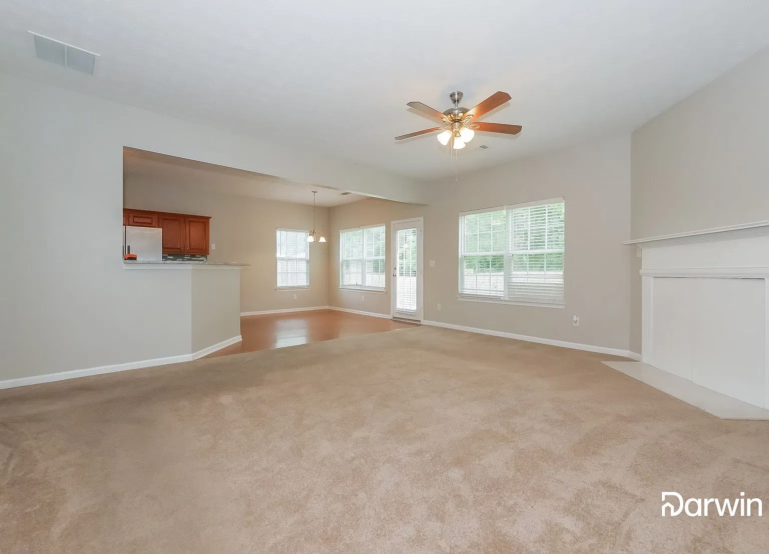 4 bed, 3.0 bath, 2254 sqft, $2,260 — Photo 3