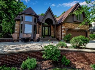 2428 E River Rd, Grand Island, NY 14072