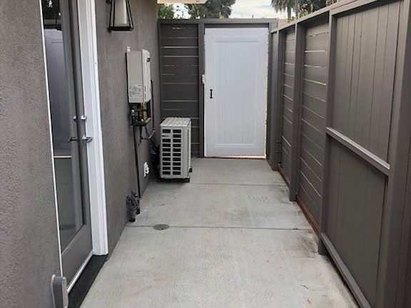 5th image of 7708 Ducor Ave