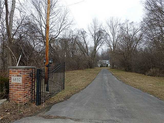2nd image of 6832 Dorr St