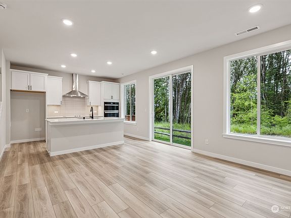 3rd image of 11114 43rd Avenue SE #53