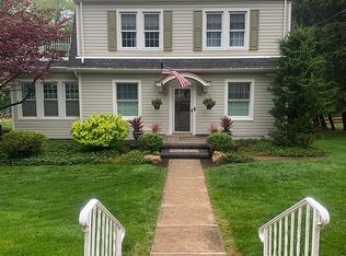 1025 Woodland Rd, Pittsburgh, PA 15237