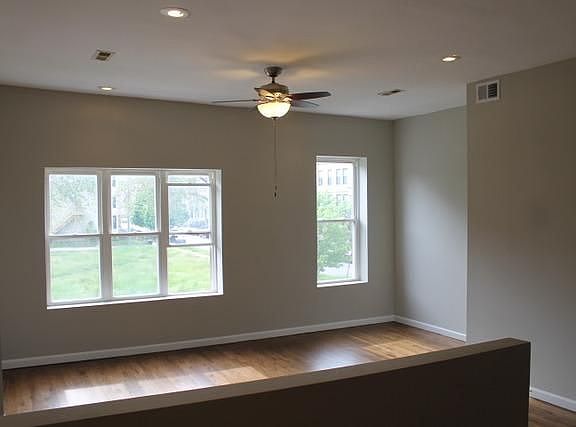 2nd image of 4605 S Vincennes Ave #1