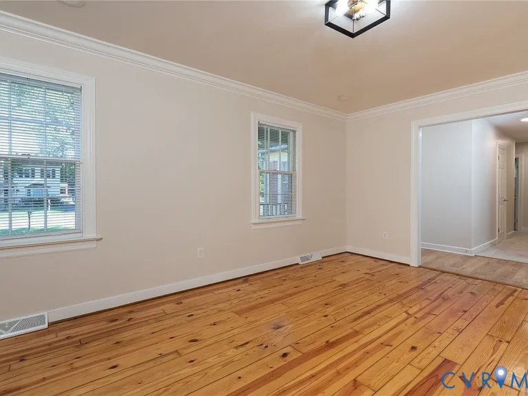4329 Deertrail Dr — Photo 9