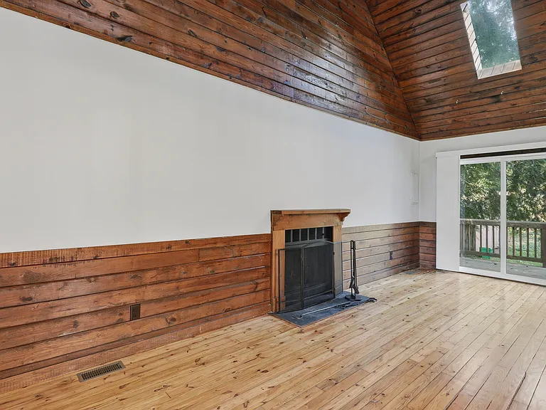 600 W 28th St — Photo 10
