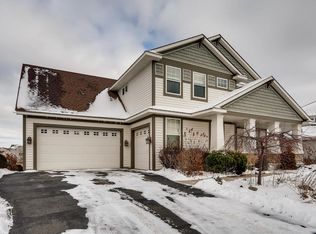 6207 Urbandale Ln N, Maple Grove, MN 55311