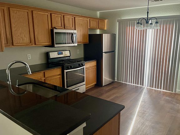 3rd image of 15112 Katies Corner Ln