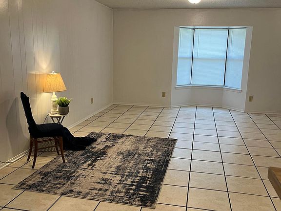 3rd image of 16136 Shoshone Dr #2