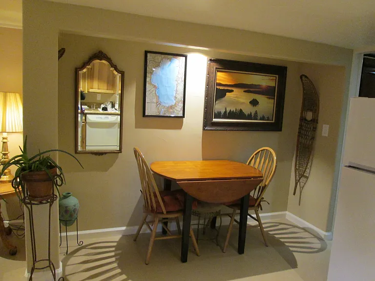 Freel Dr — Photo 7