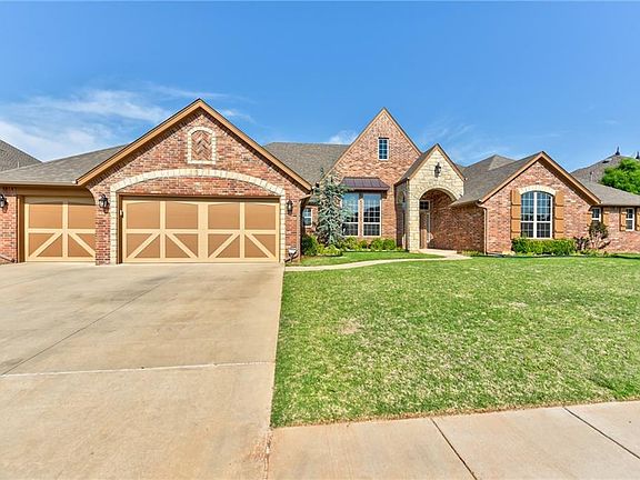 2nd image of 14501 Yorkshire Ln