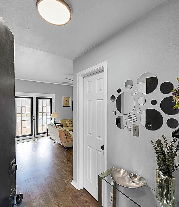 1st image of 600 Bagby Ave APT 2A