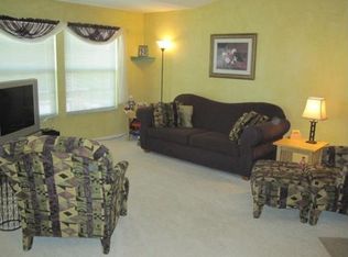 553 Fawn Run Dr, Highland Heights, KY 41076