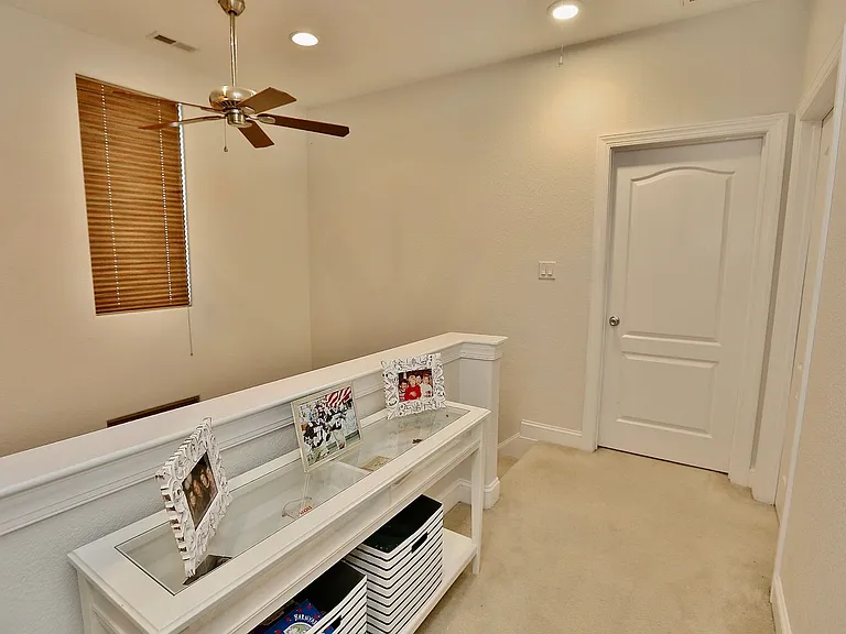 613 Lake Dr — Photo 28