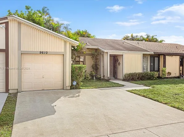 9610 W Elm Ln, Miramar, FL 33025