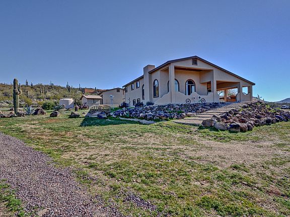 5th image of 45421 N 22nd St