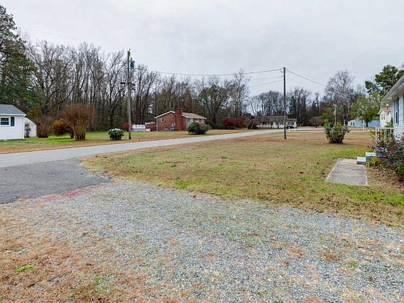 5th image of 16037 Moter Ave