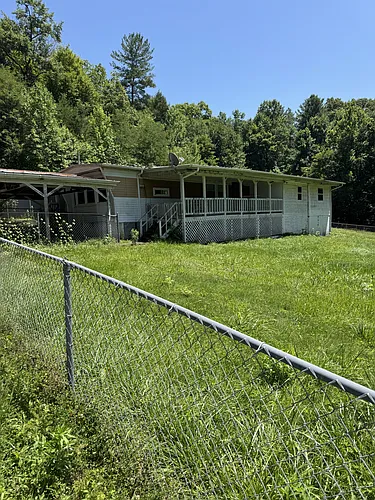 145 Hillrise Dr Photo 1
