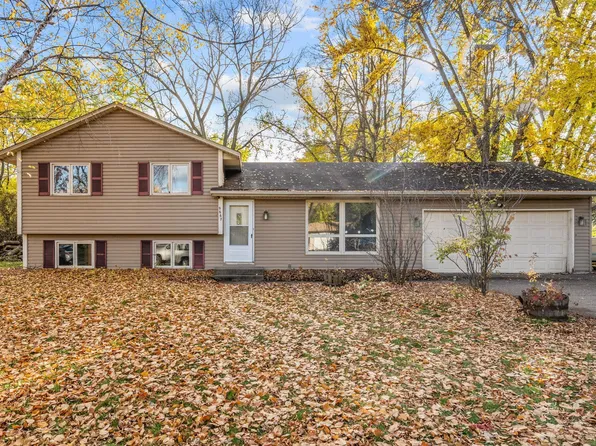 9667 103rd Pl N, Maple Grove, MN 55369