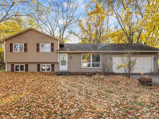 9667 103rd Pl N, Maple Grove, MN 55369