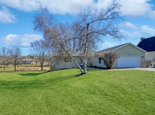 2262 Breckenboro Dr, Davis, IL