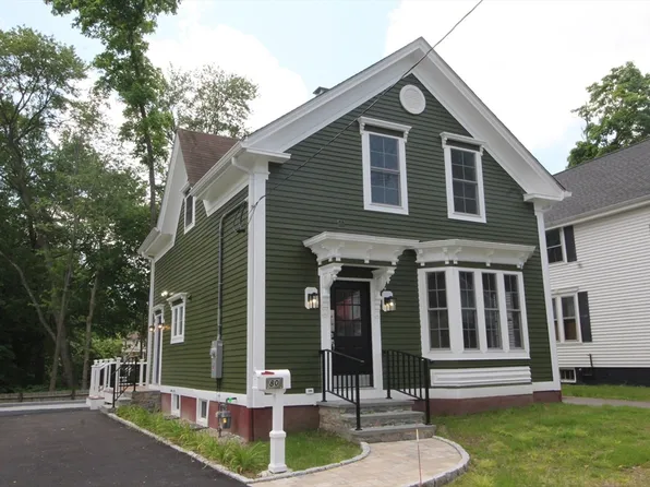 80 West St, North Attleboro, MA 02760