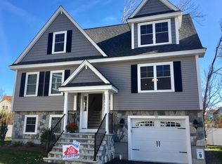 95 Sarina Way, Tewksbury, MA 01876