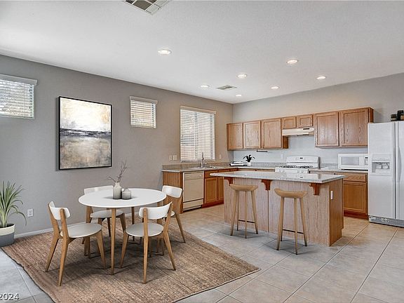 4th image of 10001 Bonterra Ave