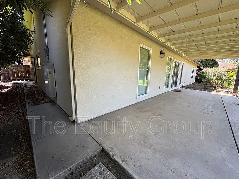 4230 W Grove Ct — Photo 27
