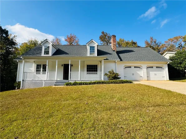 300 Tanner Rd, Taylors, SC 29687