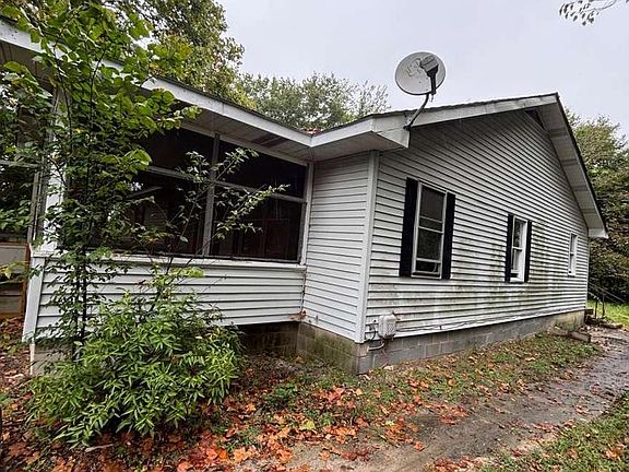 2nd image of 23849 Ross Station Rd