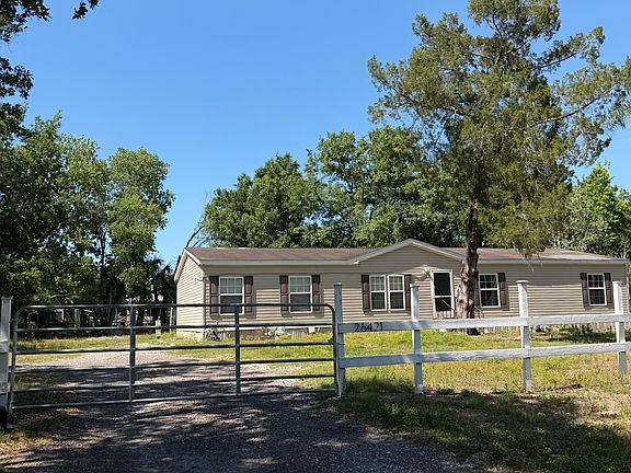 3rd image of 26421 Glenwood Dr