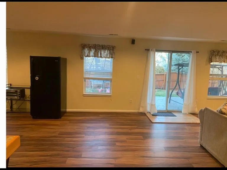627 Huntington Pl — Photo 5