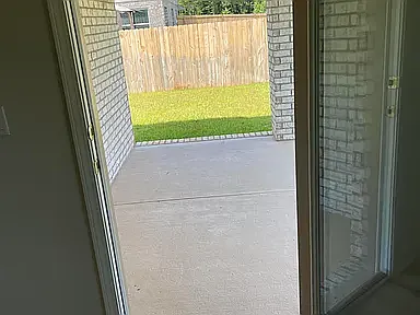 202 Baycliff Dr — Photo 9