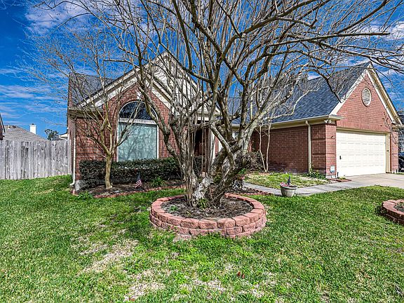 4th image of 18062 Golden Ridge Dr