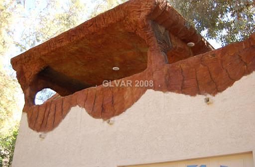 1st image of 7125 Beverly Glen Ave
