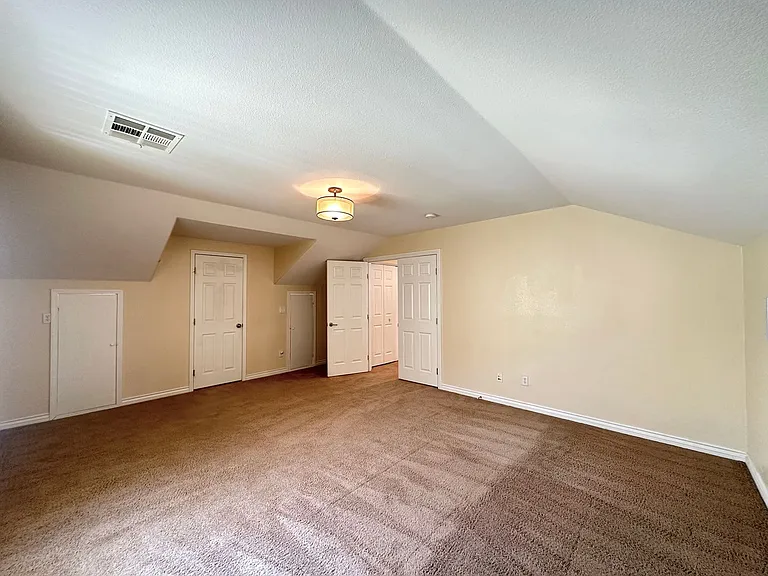 8137 Aurora Mist St — Photo 12