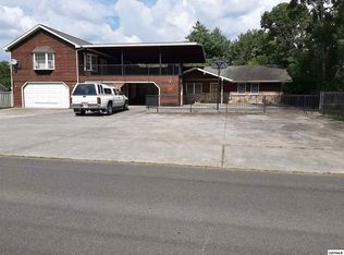 3005 Lona Dr, Sevierville, TN 37862