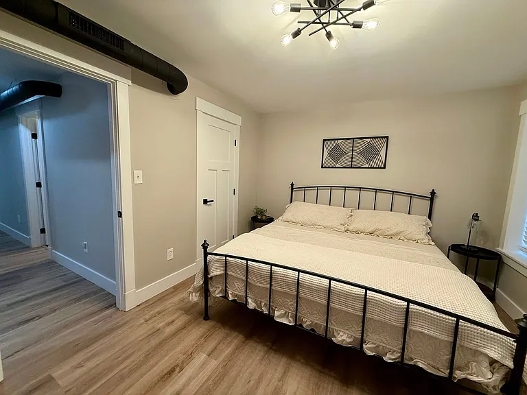 521 Locust St — Photo 15