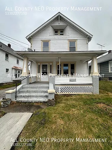 859 Brown St #UP Photo 1