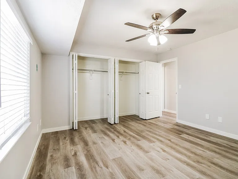 4829 S 3900 W — Photo 12