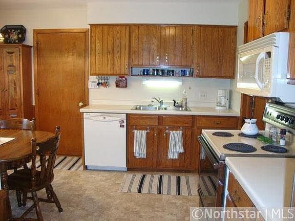 2nd image of 2225 Radatz Avenue