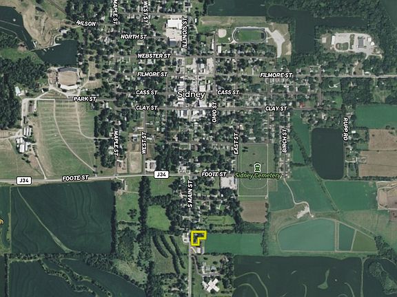 2nd image of 305 Main St